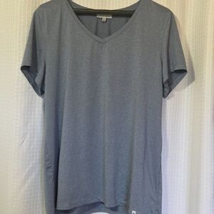Ocean Coast Women’s Gray Short Sleeve V-Neck Top, size XL